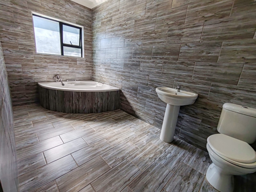 4 Bedroom Property for Sale in Potchefstroom North West